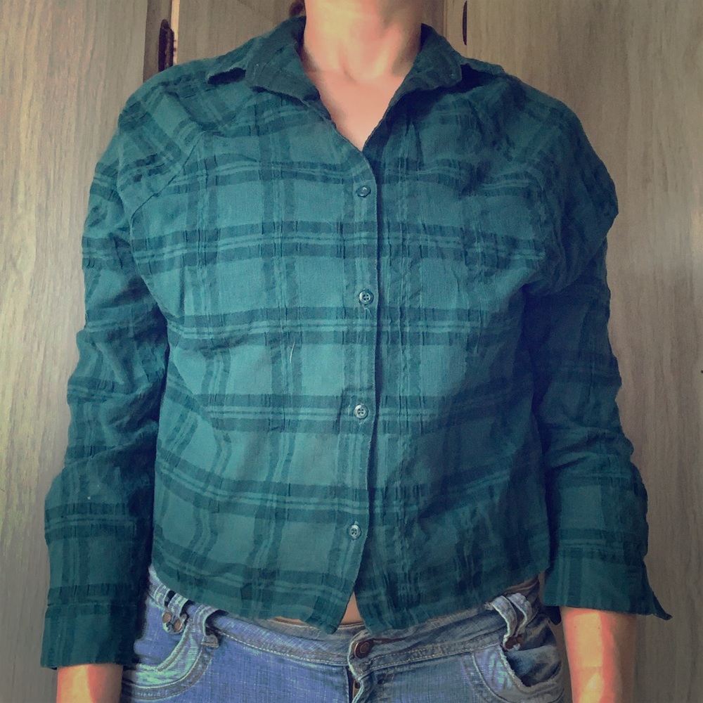 Long sleeve crop top
